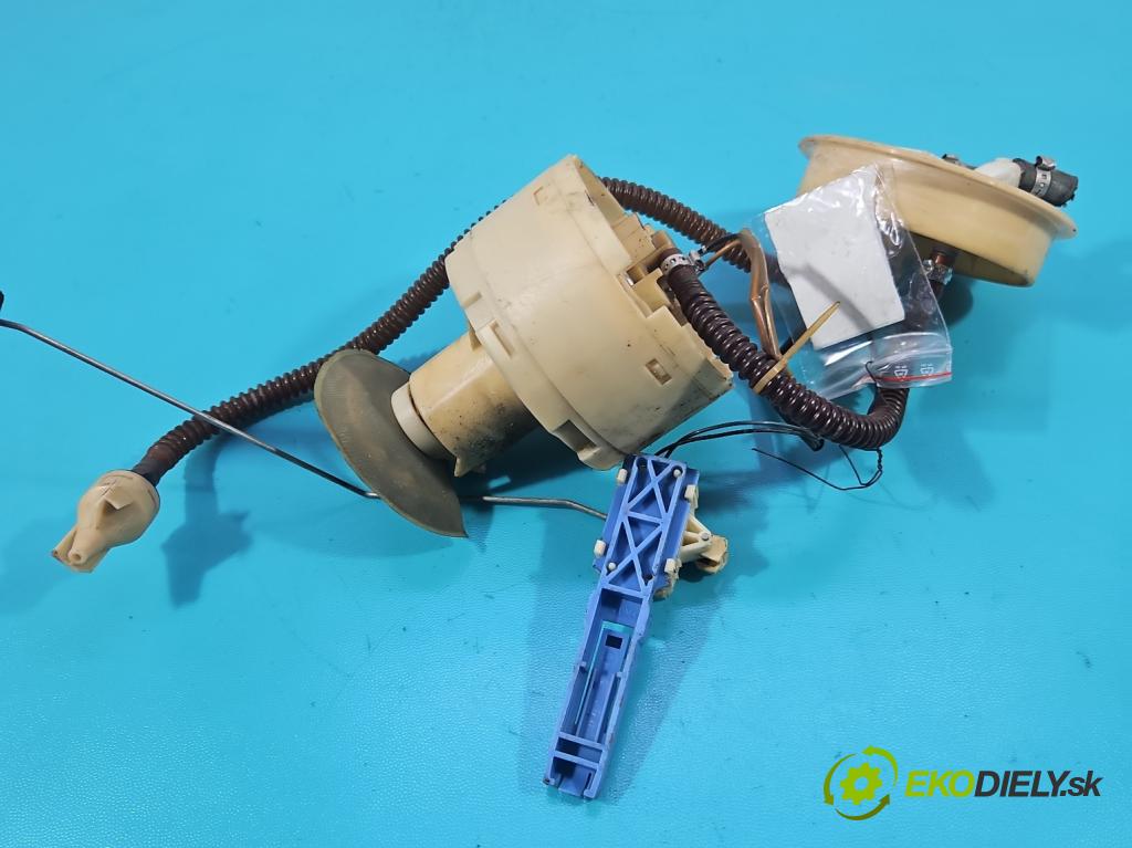 Vw Passat B5 1995-2005 1.6 8V 101 HP manual 74 kW 1595 cm3 4- čerpadlo palivo 8E0906087D