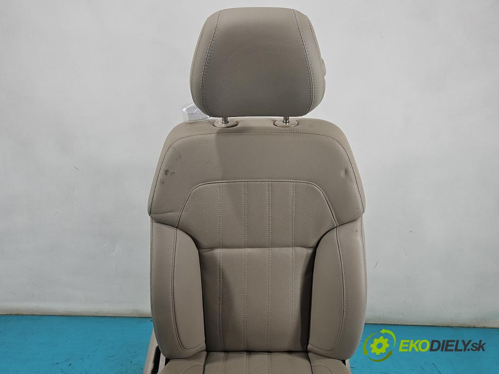 Mercedes GL II X166 2012-2015 4.7 V8 278928 340KM: automatic 250 kW 4663 cm3 5- Sedačka pravý  (Sedadlo)