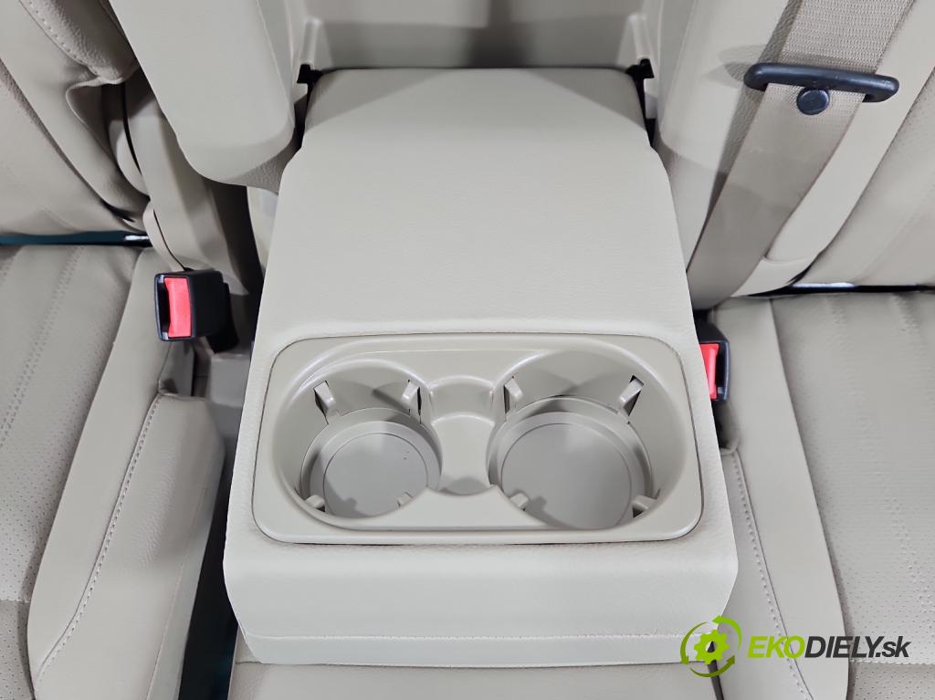 Mercedes GL II X166 2012-2015 4.7 V8 278928 340KM: automatic 250 kW 4663 cm3 5- Sedačka zadné ľavý II