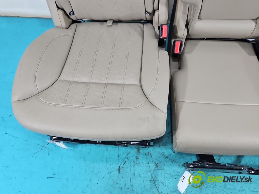 Mercedes GL II X166 2012-2015 4.7 V8 278928 340KM: automatic 250 kW 4663 cm3 5- Sedačka zadné ľavý II