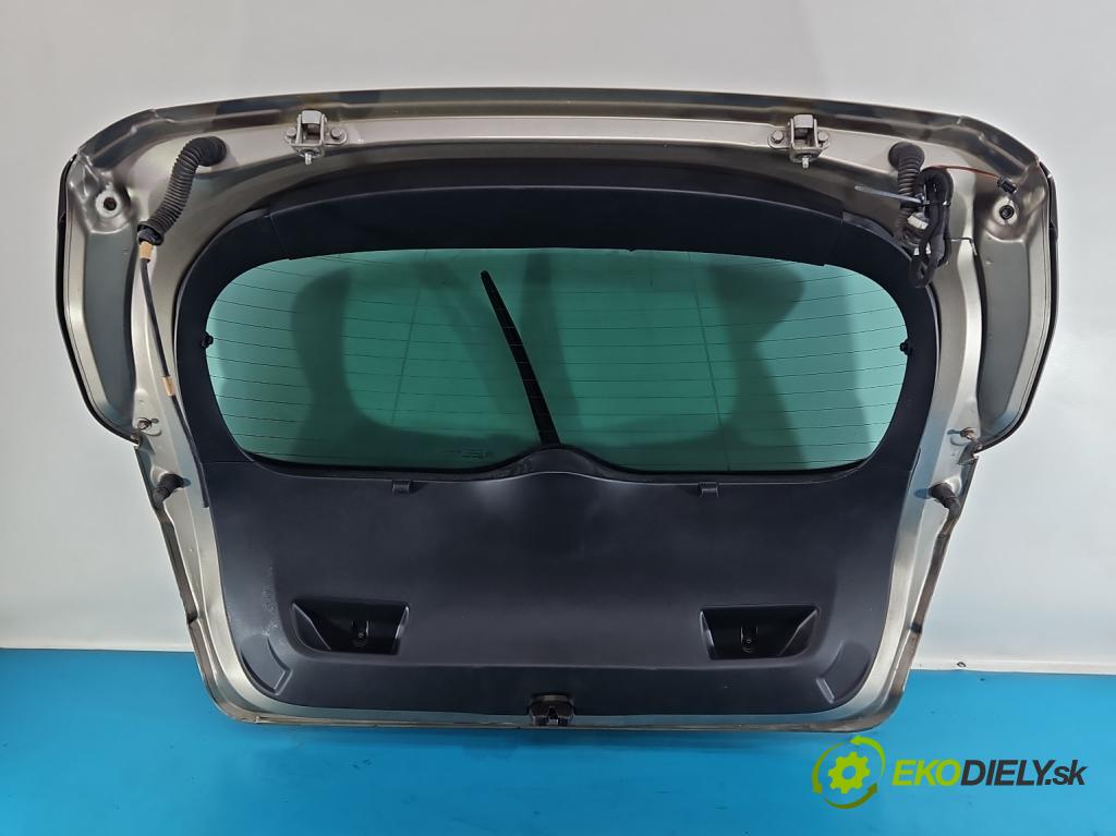 Citroen C4 II 2010-2017 1.6 hdi 111KM manual 82 kW 1560 cm3 5- zadní kufrové dveře  (Zadní kapota (kufr))