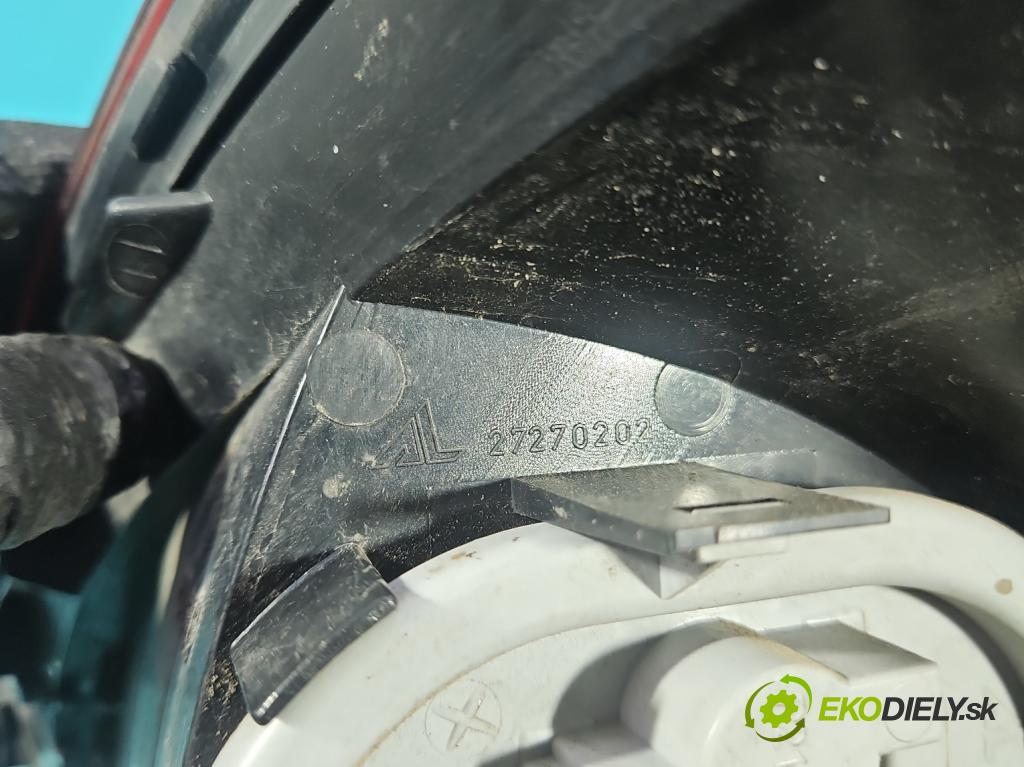 Fiat Bravo II 2007-2014 1.9 jtd 120 HP manual 88 kW 1910 cm3 5- svetlo / reflektor zadné pravé  (Kľučka dverí ostatné)