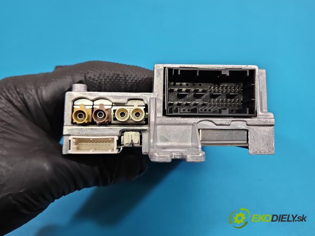 Bmw iX1 U11 0.0 elektrický: 272 HP automatic 200 kW 1 cm3 5- Zesilovač: R35A8648201 (Zosilňovač)