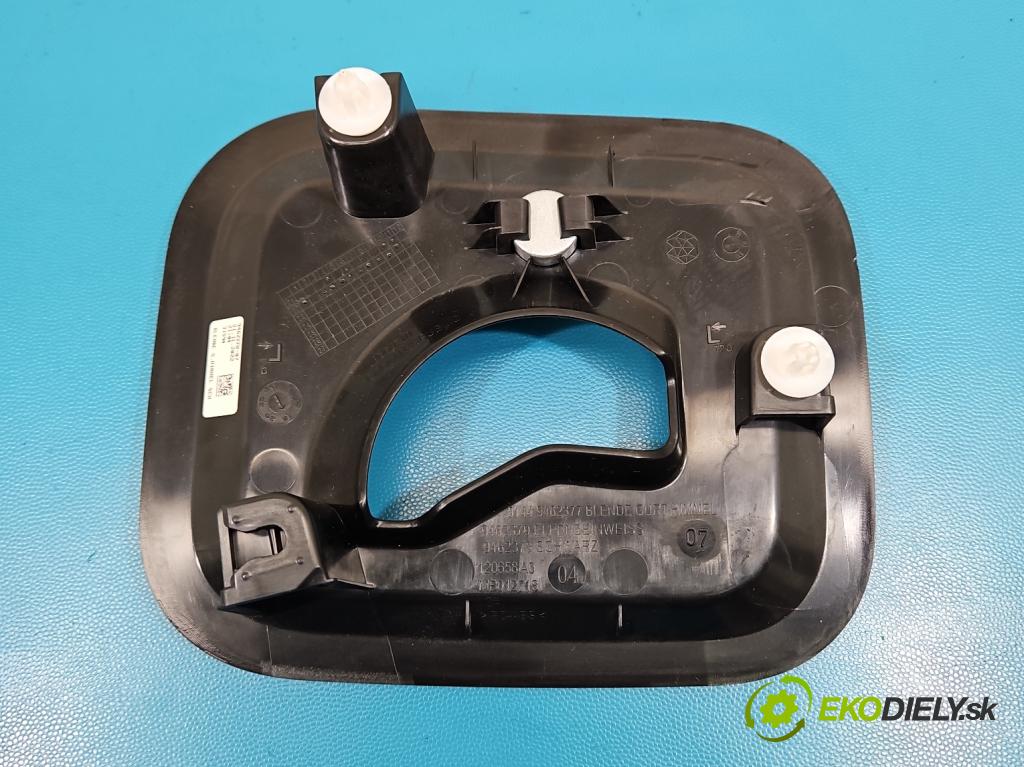 Bmw iX1 U11 0.0 elektrický: 272 hp automatic 200 kW 1 cm3 5- kryt plastová 9462378-07