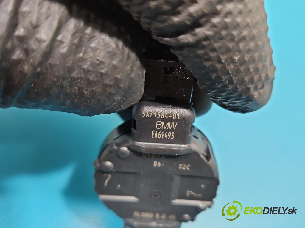 Bmw iX1 U11 0.0 elektrický: 272 HP automatic 200 kW 1 cm3 5- snímač stmievania 5A71584