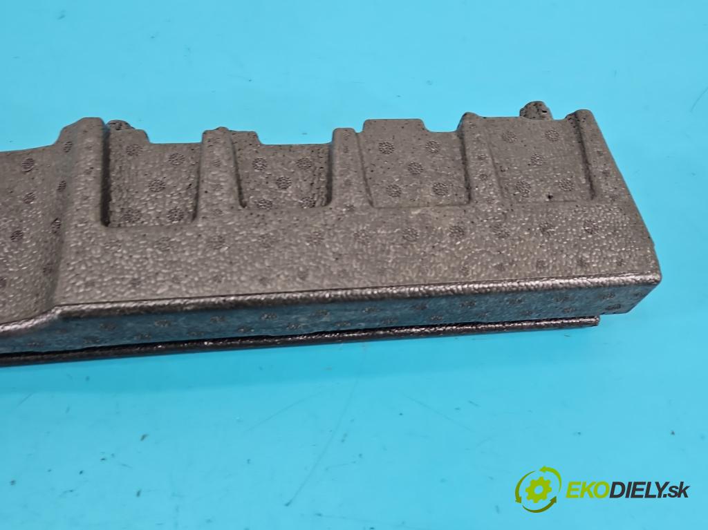 Bmw iX1 U11 0.0 elektrický: 272 HP automatic 200 kW 1 cm3 5- Příspěvek: Polystyren: kufra: 462013-03