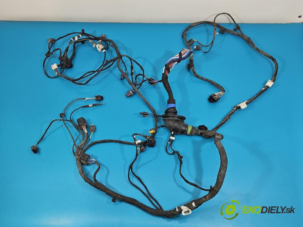 Bmw iX1 U11 0.0 elektrický: 272 HP automatic 200 kW 1 cm3 5- Zväzok: nárazník zadné 6821957