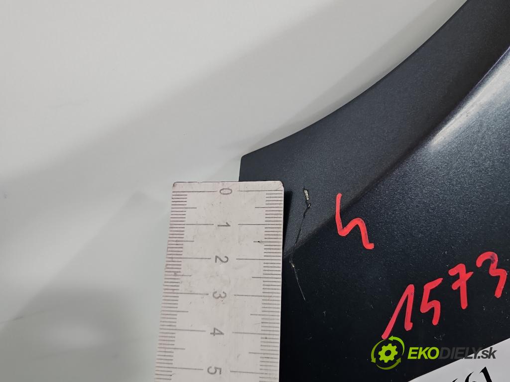 Skoda Octavia III 2013- 1.5 TSI 150 HP manual 110 kW 1498 cm3 5- blatník predné ľavý  (Blatník predný ľavý)