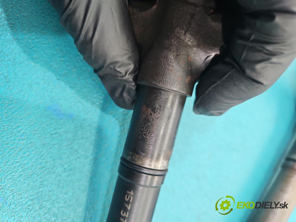 Toyota Avensis III T27 2009-2018 2.2 D4D 150 HP manual 110 kW 2231 cm3 5- vstrek 23670-26060 (Vstrekovač paliva)