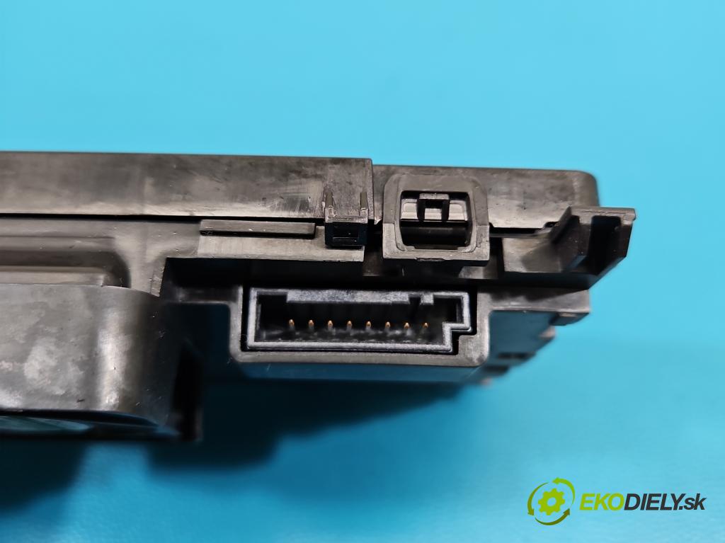 Bmw iX1 U11 0.0 elektrický: 272 hp automatic 200 kW 1 cm3 5- Nabíječka 5A623B0-01