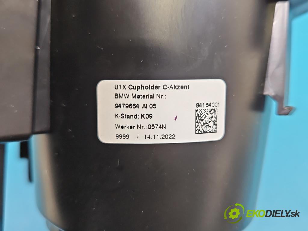 Bmw iX1 U11 0.0 elektrický: 272 HP automatic 200 kW 1 cm3 5- Rukojeť: na nápoje: 9479664 (Držiak (úchyt) na nápoje)
