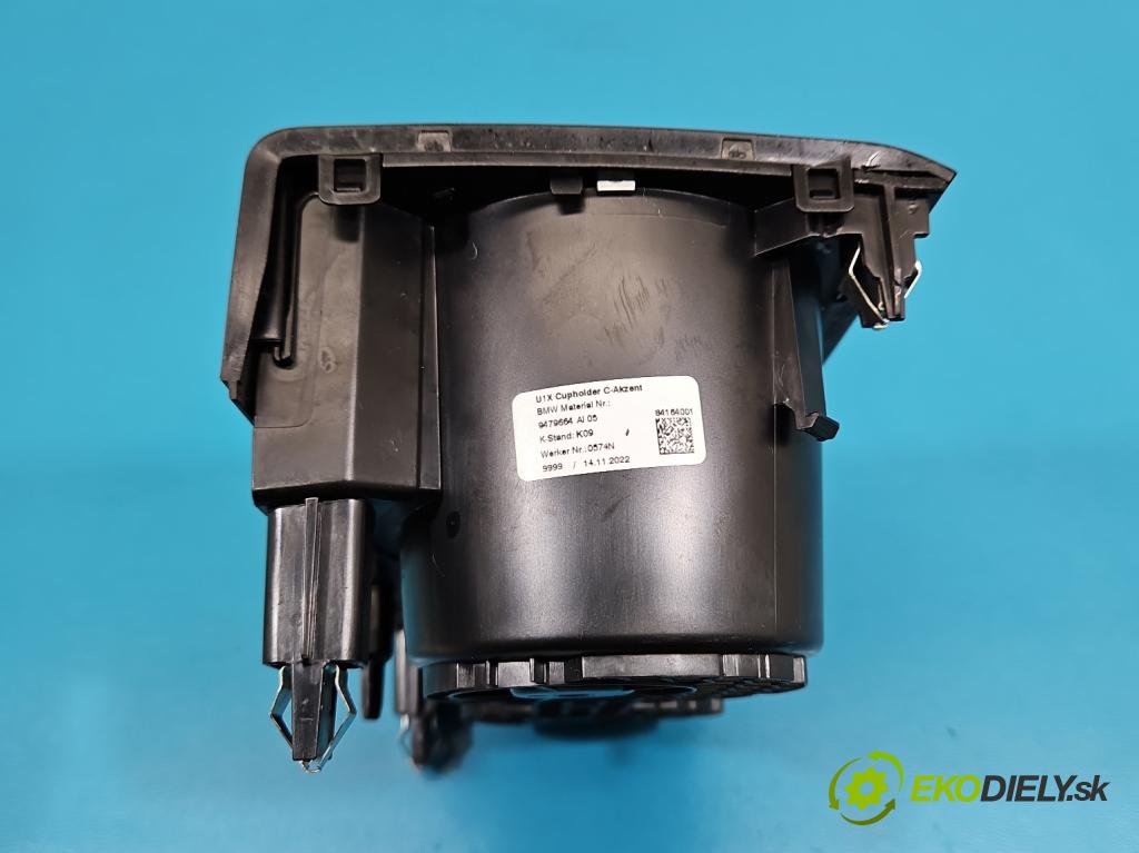 Bmw iX1 U11 0.0 elektrický: 272 HP automatic 200 kW 1 cm3 5- Rukojeť: na nápoje: 9479664 (Držiak (úchyt) na nápoje)