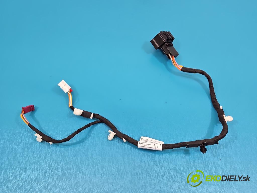 Bmw iX1 U11 0.0 elektrický: 272 hp automatic 200 kW 1 cm3 5- Balíček: 5A410D8