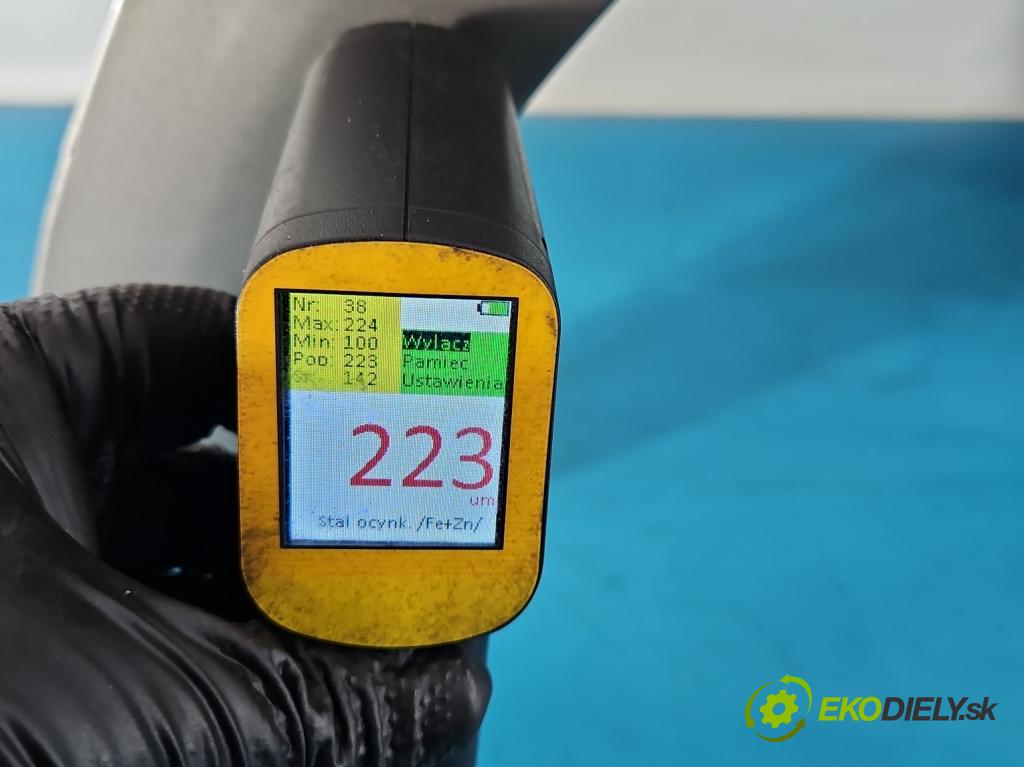 Citroen C4 II 2010-2017 1.6 hdi 111KM manual 82 kW 1560 cm3 5- blatník predné pravý  (Kľučka dverí ostatné)