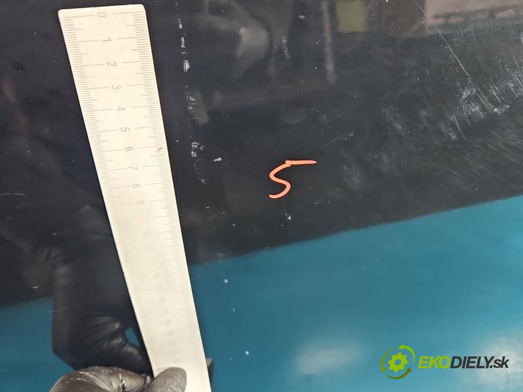 Honda Civic VII 2000-2006 1.6 16V 110 HP manual 81 kW 1590 cm3 5- dvere predné pravé  (Kľučka dverí ostatné)