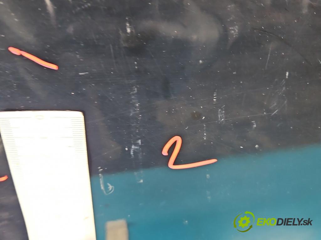 Honda Civic VII 2000-2006 1.6 16V 110 HP manual 81 kW 1590 cm3 5- dvere predné pravé  (Kľučka dverí ostatné)