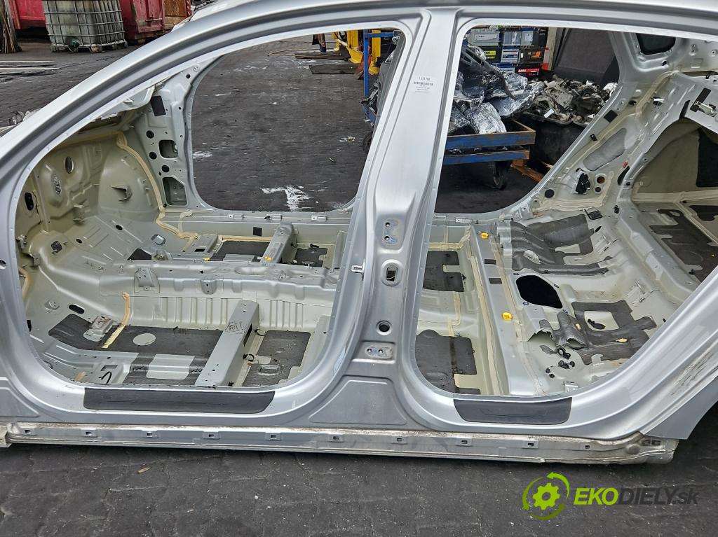 Kia Optima IV 2015-2020 1.6 T-GDI: 180 HP automatic 132.4 kW 1591 cm3 4- Práh: ľavý  (Karoséria ostatné)