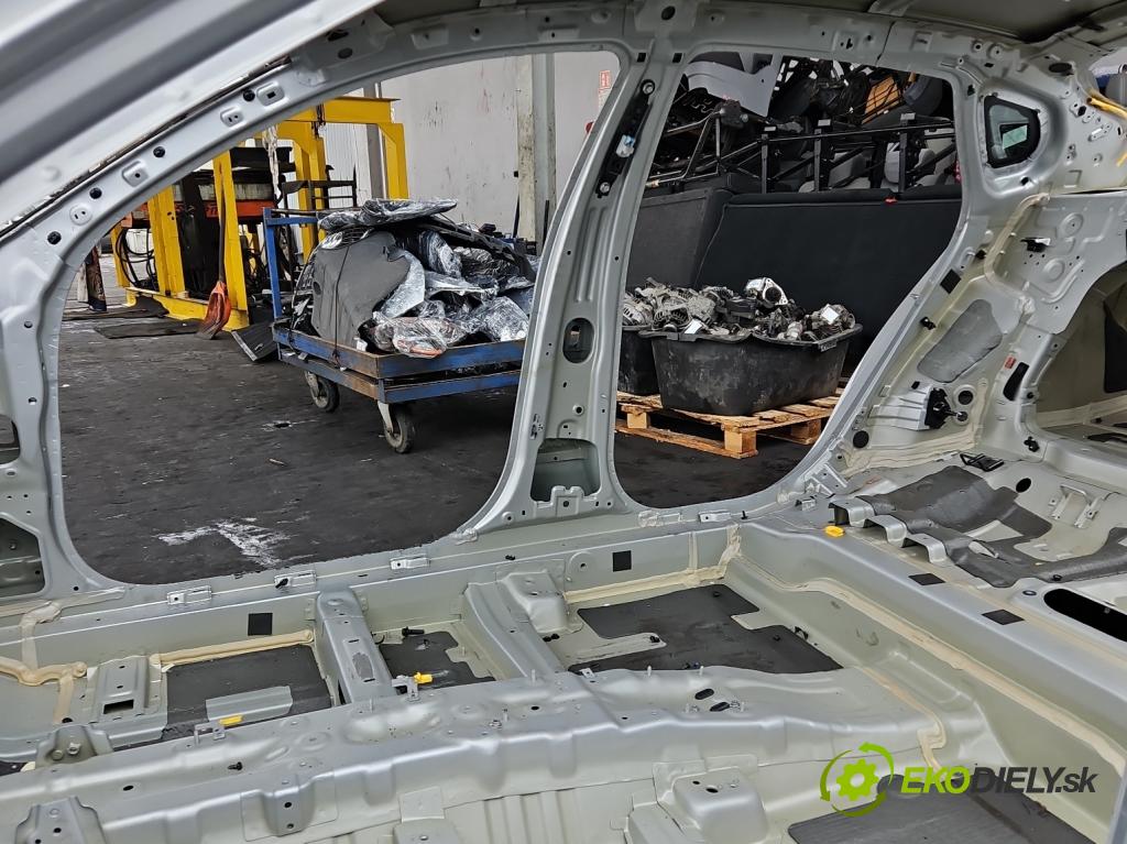 Kia Optima IV 2015-2020 1.6 T-GDI 180 hp automatic 132.4 kW 1591 cm3 4- práh pravý  (Karoserie ostatní)