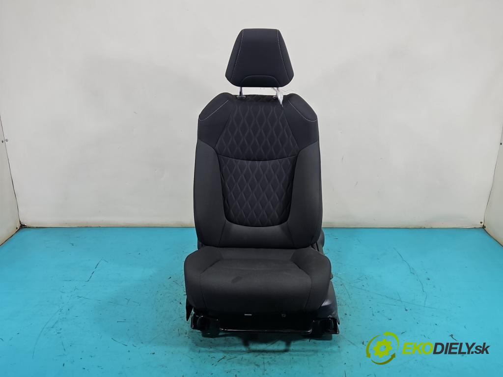 Toyota Corolla E21 2019- 1.5 12V 125 HP automatic 92 kW 1490 cm3 4- Sedačka ľavý  (Sedadlo)