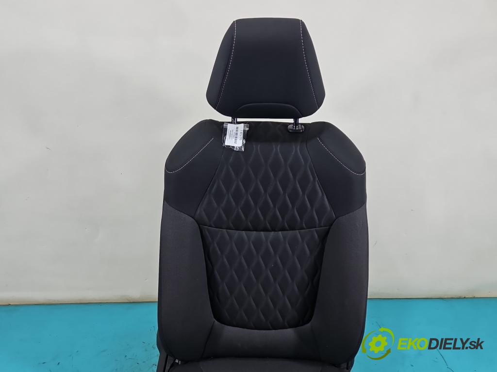 Toyota Corolla E21 2019- 1.5 12V 125 HP automatic 92 kW 1490 cm3 4- Sedačka pravý  (Sedadlo)