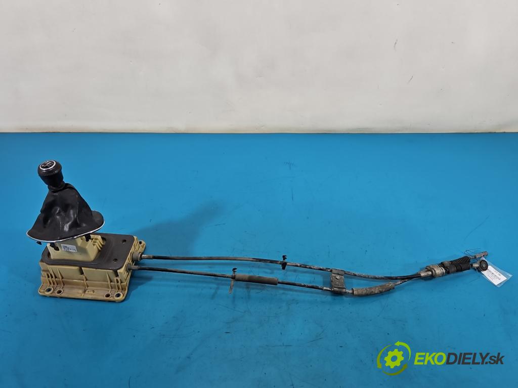 Fiat Bravo II 2007-2014 1.9 jtd 120 HP manual 88 kW 1910 cm3 5- Páka: Změny: stupeň,rýchlosť 553499490 (Rýchlostná páka (kulisa))