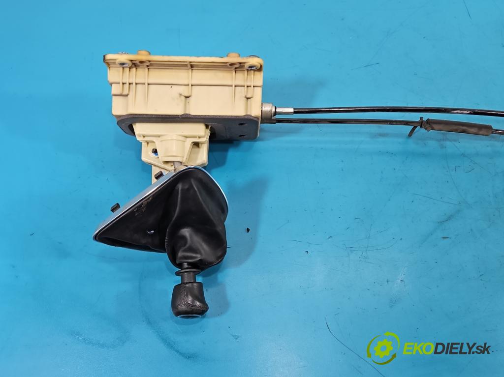 Fiat Bravo II 2007-2014 1.9 jtd 120 HP manual 88 kW 1910 cm3 5- Páka: Změny: stupeň,rýchlosť 553499490 (Rýchlostná páka (kulisa))