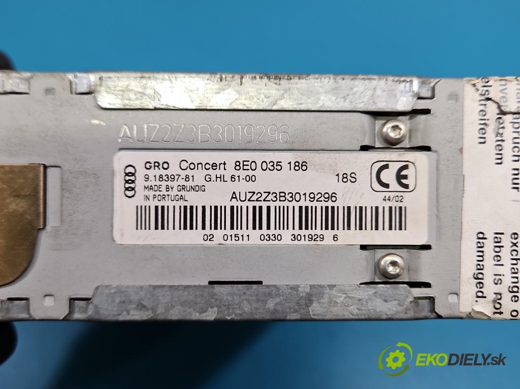 Audi A4 B6 2000-2004 2.5 tdi BFC 163 HP manual 120 kW 2496 cm3 5- Radio originál 8E0035186