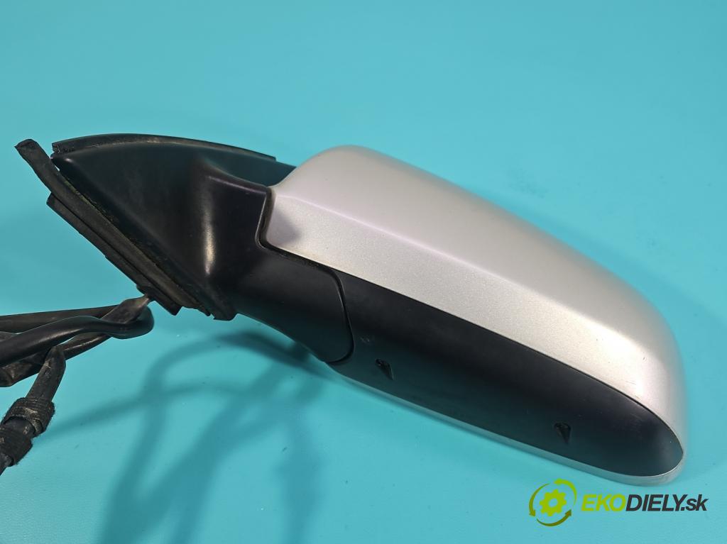 Audi A4 B6 2000-2004 2.5 tdi BFC 163 HP manual 120 kW 2496 cm3 5- zrkadlo ľavé  (Kľučka dverí ostatné)