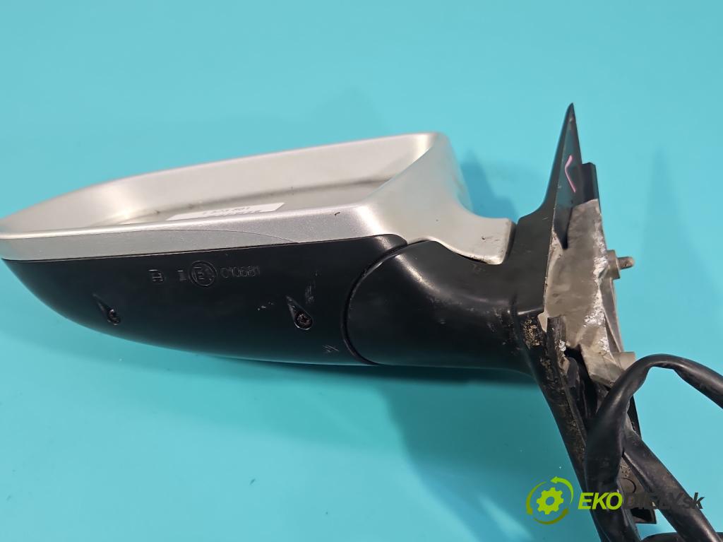 Audi A4 B6 2000-2004 2.5 tdi BFC 163 HP manual 120 kW 2496 cm3 5- zrkadlo ľavé  (Kľučka dverí ostatné)