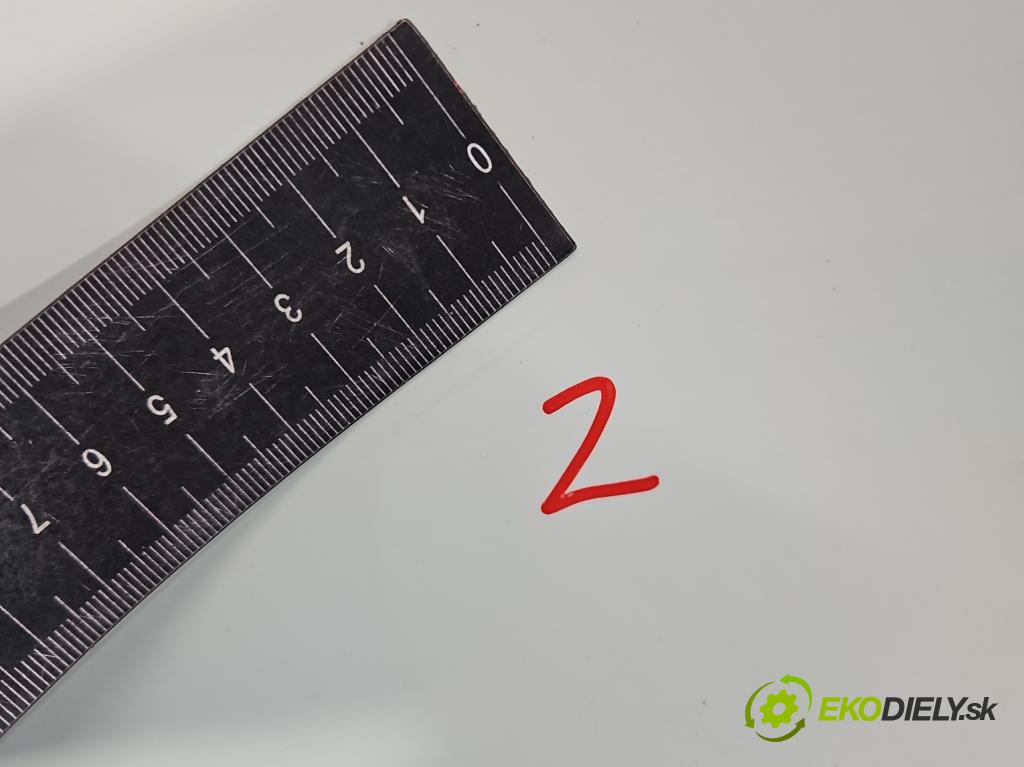 Mercedes GL II X166 2012-2015 4.7 V8 278928 340KM: automatic 250 kW 4663 cm3 5- dvere zadné pravé  (Kľučka dverí ostatné)