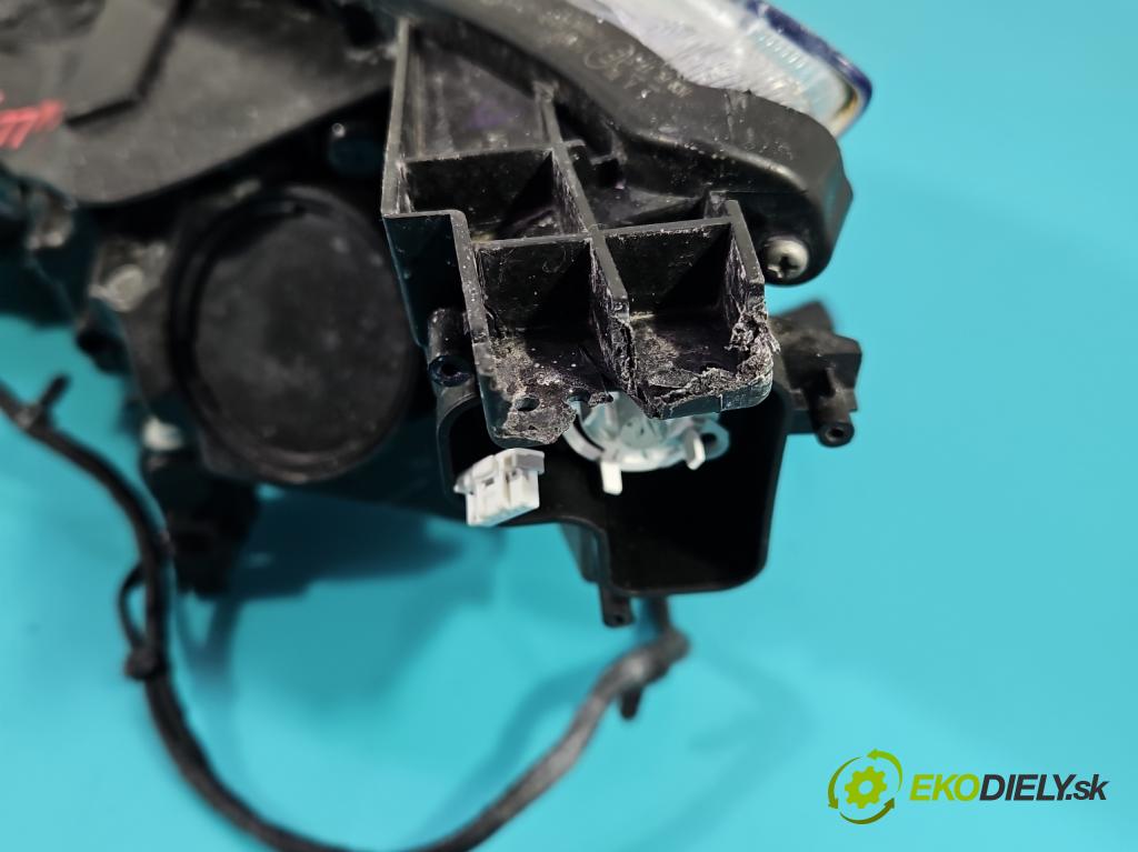 MG MG3  24- 1.5 16V 116 HP manual 85 kW 1495 cm3 5- Reflektor: pravý 11202757 (Svetlo predné pravé)