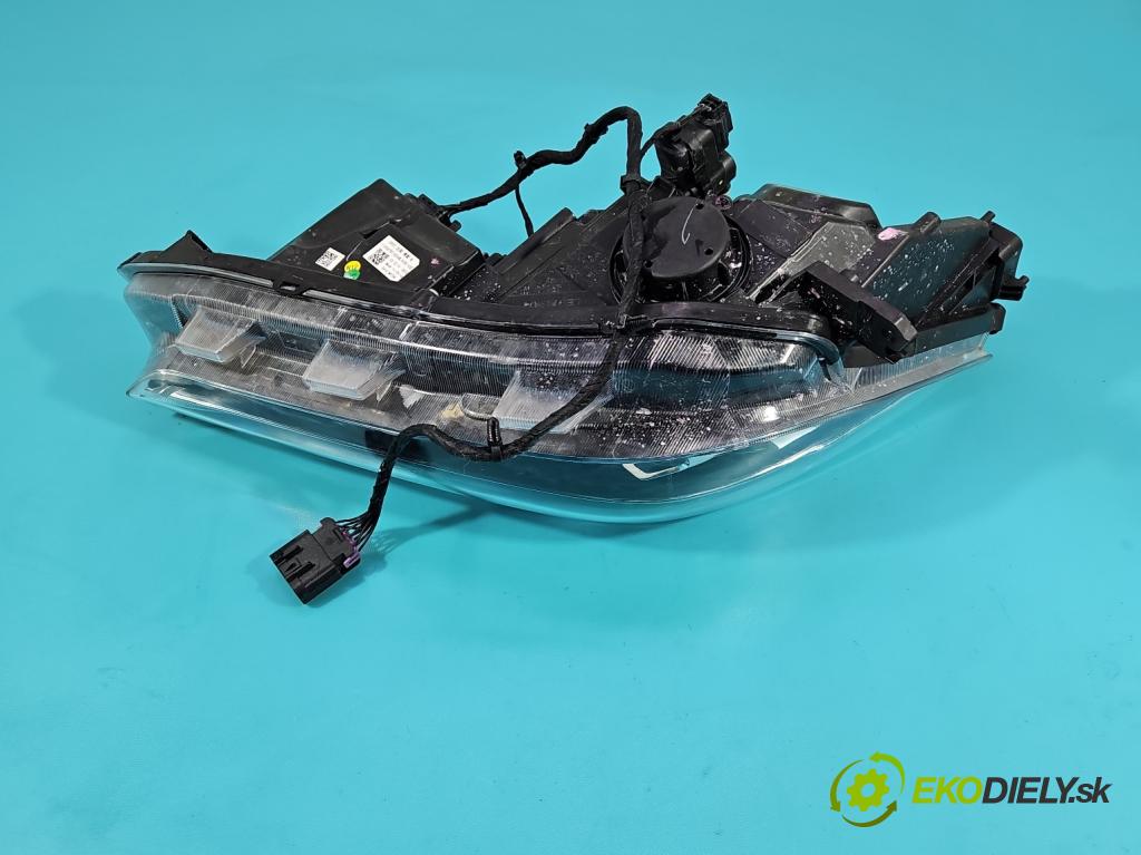 MG MG3  24- 1.5 16V 116 HP manual 85 kW 1495 cm3 5- Reflektor: pravý 11202757 (Svetlo predné pravé)