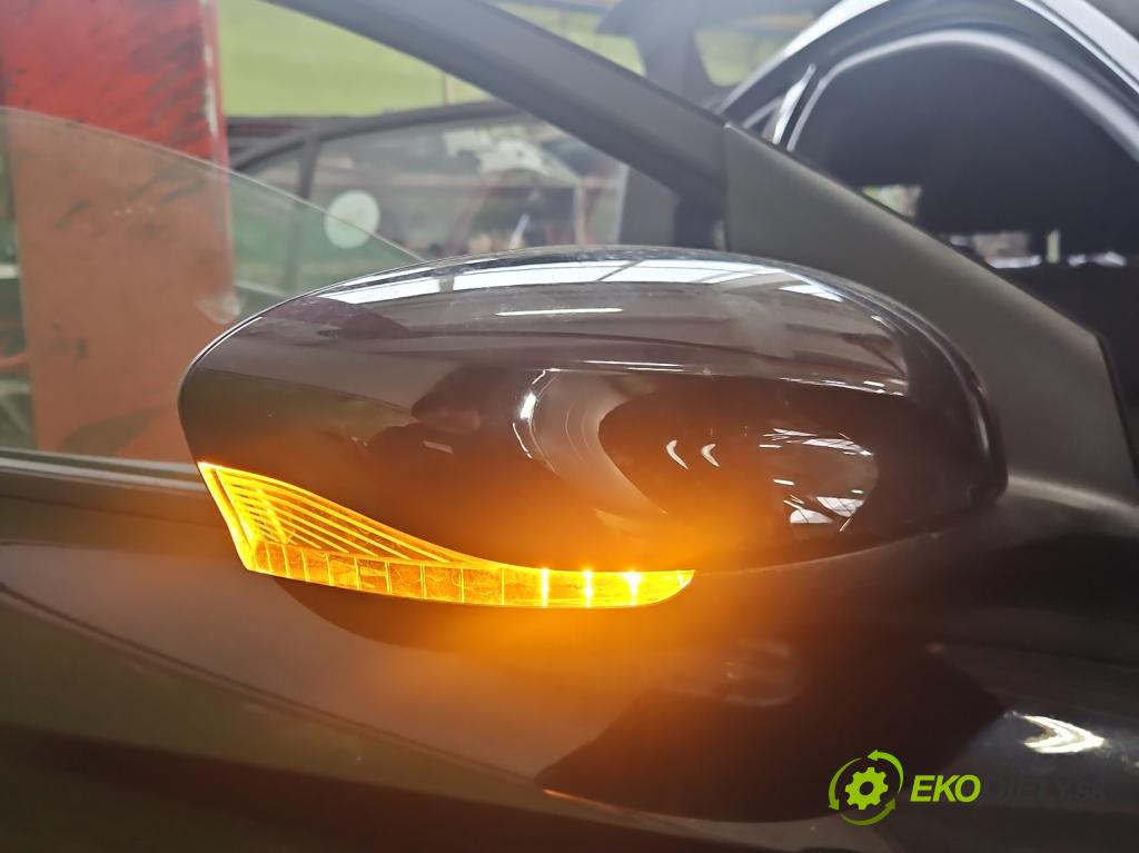 MG MG3  24- 1.5 16V 116 hp manual 85 kW 1495 cm3 5- zpětné zrcátko pravé  (Klika dveří ostatní)