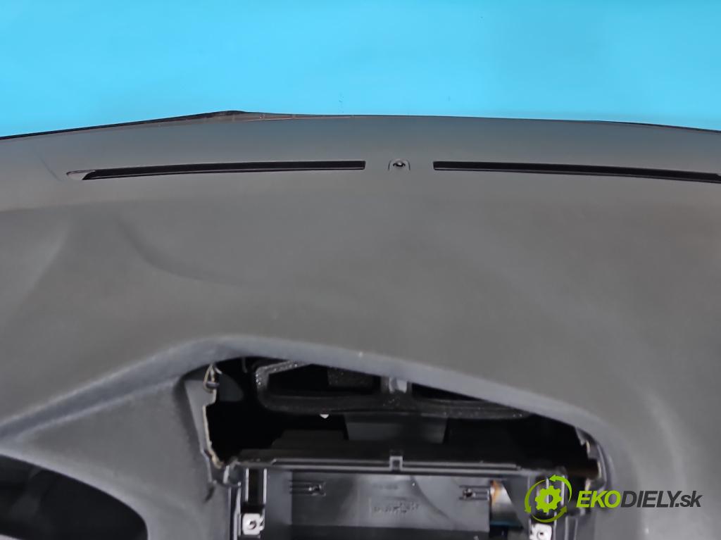 Citroen C4 II 2010-2017 1.6 hdi 111KM manual 82 kW 1560 cm3 5- kokpit,pristrojová doska rozdeľovacia