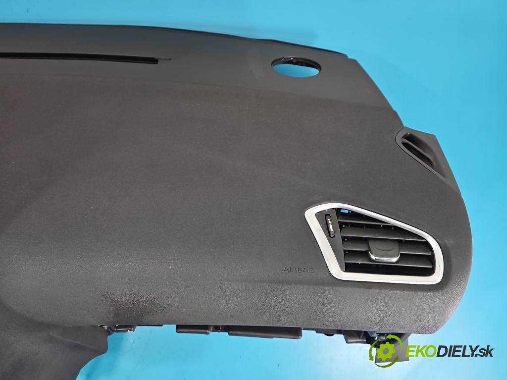 Citroen C4 II 2010-2017 1.6 hdi 111KM manual 82 kW 1560 cm3 5- kokpit,pristrojová doska rozdeľovacia