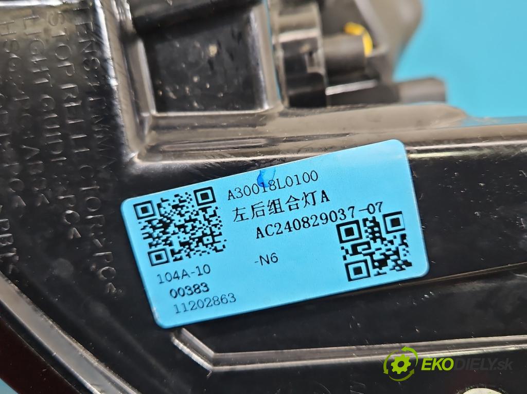 MG MG3  24- 1.5 16V 116 HP manual 85 kW 1495 cm3 5- svetlo / reflektor zadné ľavé AC240829037-07 (Kľučka dverí ostatné)