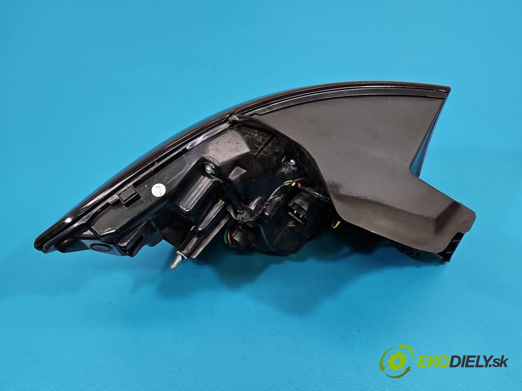 MG MG3  24- 1.5 16V 116 HP manual 85 kW 1495 cm3 5- svetlo / reflektor zadné pravé 11202864 (Kľučka dverí ostatné)