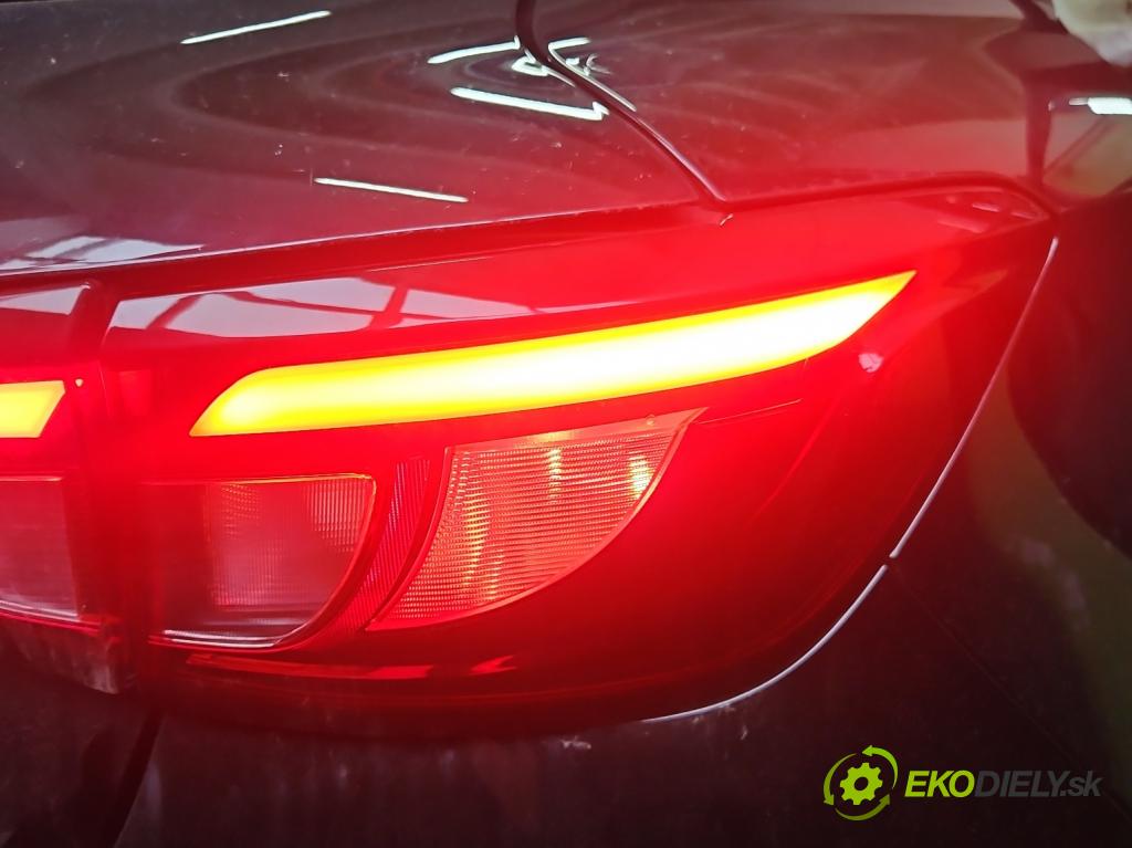 MG MG3  24- 1.5 16V 116 HP manual 85 kW 1495 cm3 5- svetlo / reflektor zadné pravé 11202864 (Kľučka dverí ostatné)