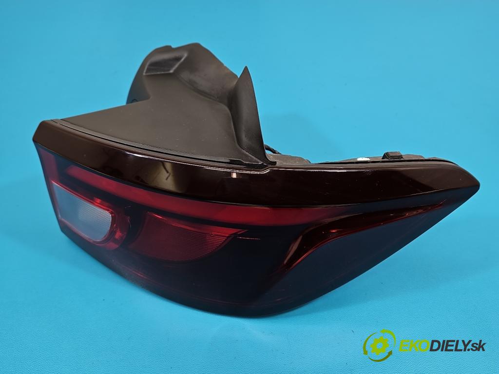 MG MG3  24- 1.5 16V 116 HP manual 85 kW 1495 cm3 5- svetlo / reflektor zadné pravé 11202864 (Kľučka dverí ostatné)