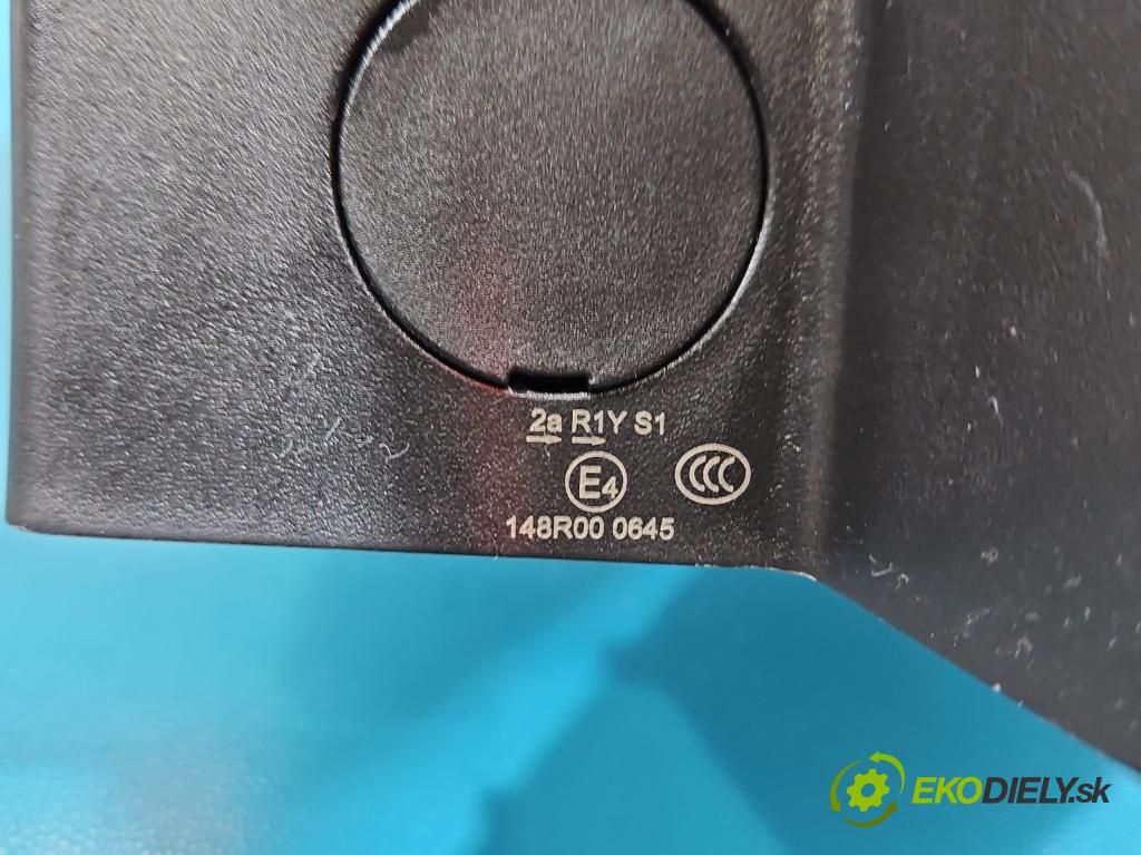 MG MG3  24- 1.5 16V 116 HP manual 85 kW 1495 cm3 5- svetlo / reflektor zadné pravé 11202864 (Kľučka dverí ostatné)