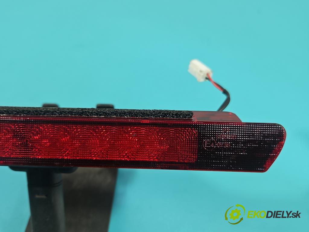 MG MG3  24- 1.5 16V 116 HP manual 85 kW 1495 cm3 5- světlo: stop: 11484256