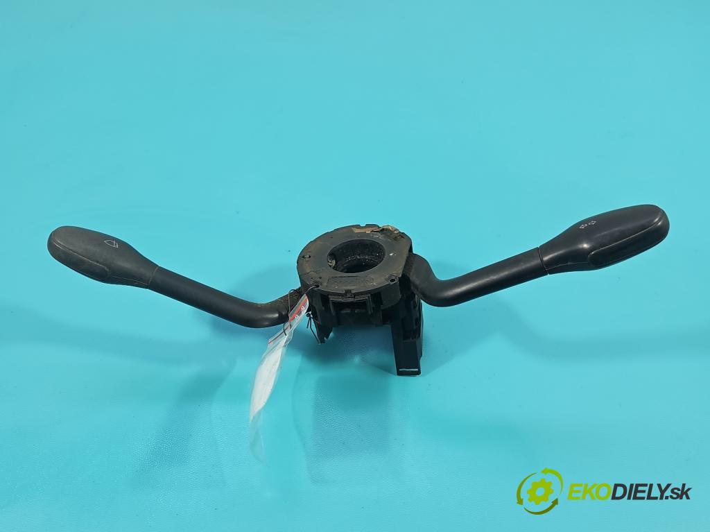 Vw Transporter T4 1990-2003 2.5 tdi 102 hp manual 75 kW 2461 cm3 5- Přepínač sdružený  (Páčky pod volantem)