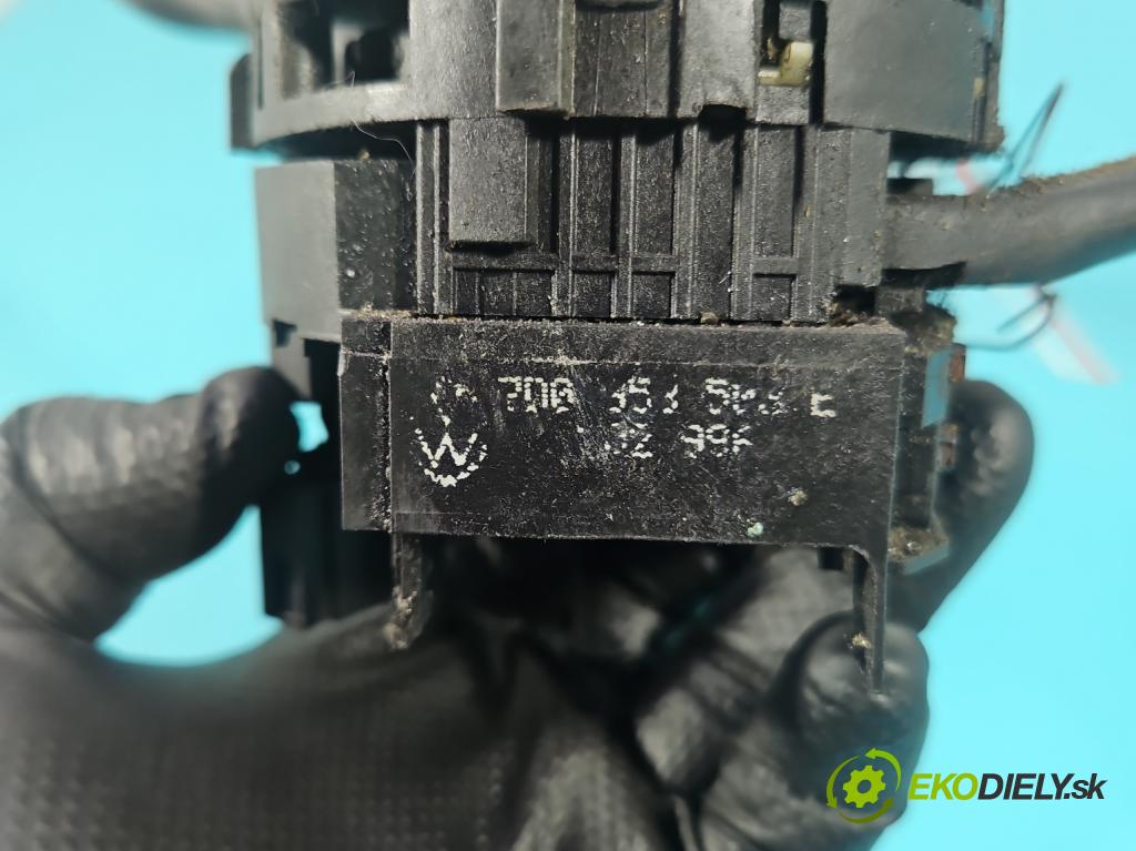 Vw Transporter T4 1990-2003 2.5 tdi 102 hp manual 75 kW 2461 cm3 5- Přepínač sdružený  (Páčky pod volantem)