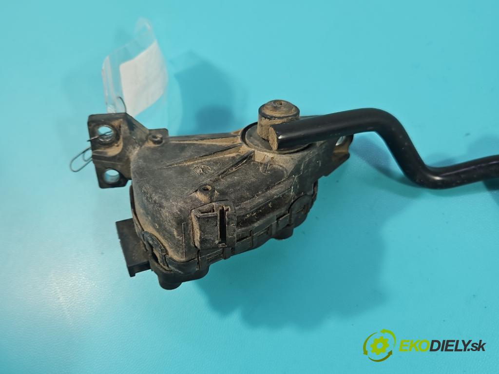 Vw Transporter T4 1990-2003 2.5 tdi 102 HP manual 75 kW 2461 cm3 5- pedal plyn potenciometr: 7D1721603B