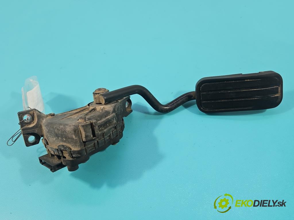 Vw Transporter T4 1990-2003 2.5 tdi 102 hp manual 75 kW 2461 cm3 5- pedal plyn: potenciometr: 7D1721603B