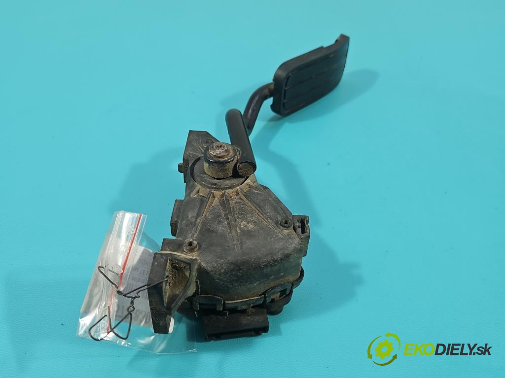 Vw Transporter T4 1990-2003 2.5 tdi 102 HP manual 75 kW 2461 cm3 5- pedal plyn potenciometr: 7D1721603B