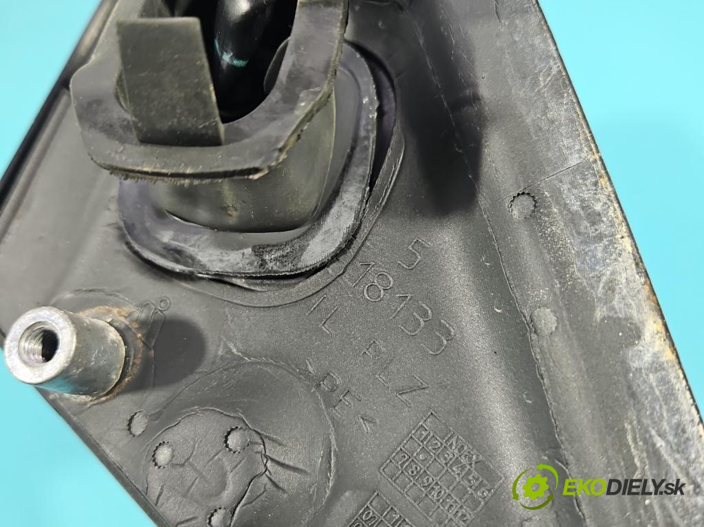 Audi A4 B8 2007-2015 1.8 TFSI 160 HP manual 118 kW 1798 cm3 5- zrkadlo ľavé  (Kľučka dverí ostatné)