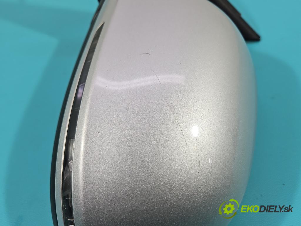 Audi A4 B8 2007-2015 1.8 TFSI 160 HP manual 118 kW 1798 cm3 5- zrkadlo ľavé  (Kľučka dverí ostatné)