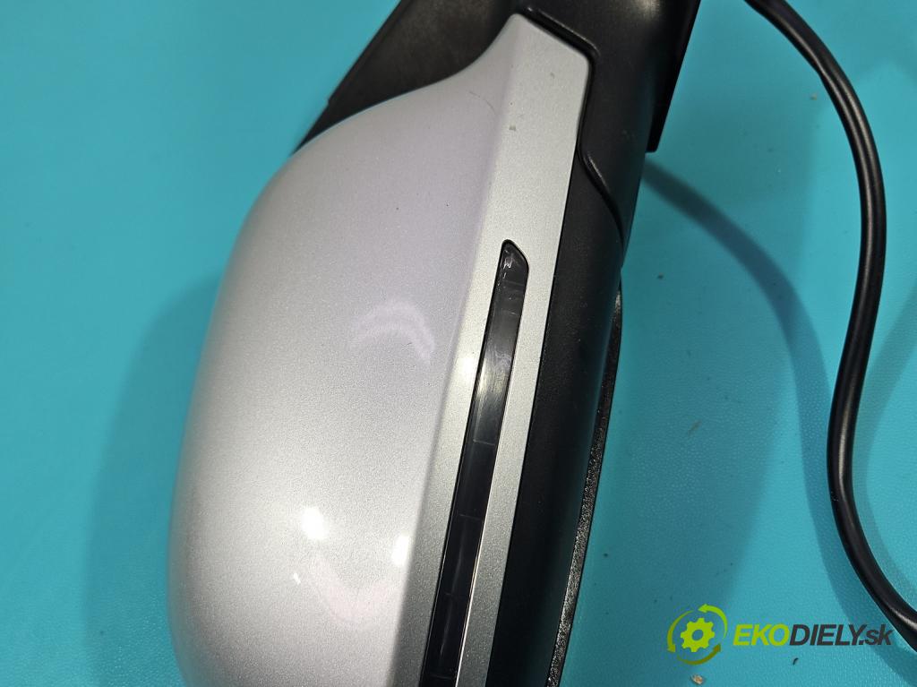 Audi A4 B8 2007-2015 1.8 TFSI 160 HP manual 118 kW 1798 cm3 5- zrkadlo pravé  (Kľučka dverí ostatné)