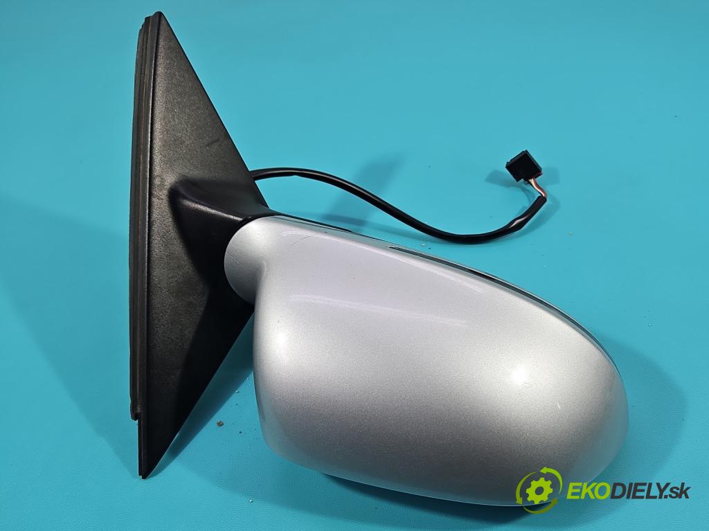 Audi A4 B8 2007-2015 1.8 TFSI 160 HP manual 118 kW 1798 cm3 5- zrkadlo pravé  (Kľučka dverí ostatné)